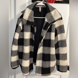 Sherpa Black and White Jacket size XL